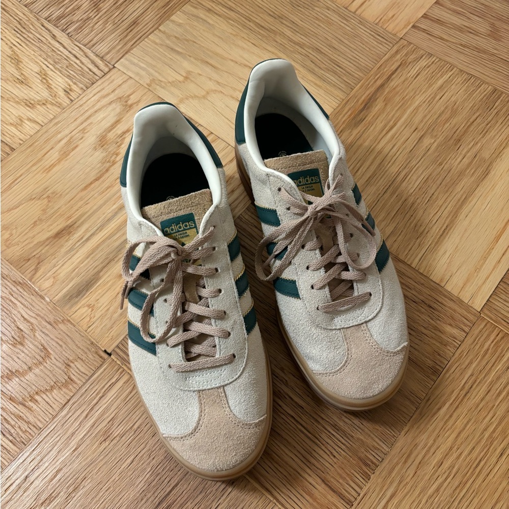 Adidas: GAZELLE BOLD SHOES